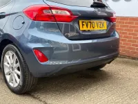 Używany Ford Fiesta Titanium 95 KM (69 kW) 2020 Niebieski Hatchback