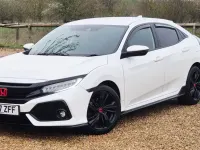 Begagnad Honda Civic Sport 182 HK (133 kW) 2017 Vit Halvkombi