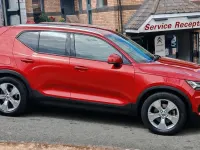 Used Volvo XC40 Momentum 190 HP (139 kW) 2019 Red SUV