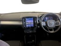 Begagnad Volvo XC40 Core 163 HK (119 kW) 2025 SUV