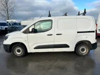 Gebraucht Vauxhall Combo Edition 100 PS (73 kW) 2020 Weiß Van / Kleinbus