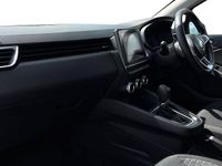 Used Renault Clio V Evolution 145 HP (106 kW) 2023 White  Hatchback