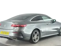 Usado Mercedes E300 AMG Line Premium 245 HP (180 kW) 2018 Cinzento Coupé