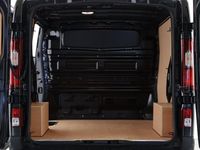 Nuevo Renault Trafic 2025 Negro