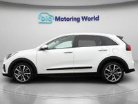 Used Kia Niro 139 HP (102 kW) 2021 White SUV