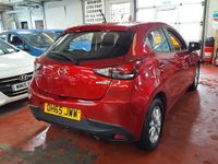 Usado Mazda 2 2016 Vermelho Citadino