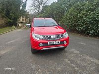 Used Mitsubishi L200 178 HP (130 kW) 2016 Red Pickup