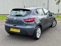 Used Renault Clio V Play 90 HP (66 kW) 2023 Grey
