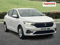 Usado Dacia Sandero Comfort 91 HP (66 kW) 2022 Branco Citadino
