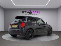 Used Mini Cooper SE Hatch 135 kW (184 HP) 2022 Black Hatchback