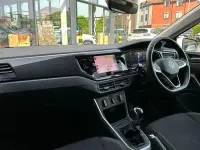 Used VW Polo Life 95 HP (69 kW) 2024 White Hatchback