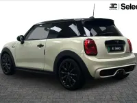 Used Mini Cooper S 188 HP (138 kW) 2016 White Hatchback