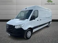 Begagnad Mercedes Sprinter Progressive 2021 Vit Van
