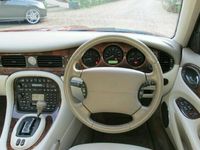 Used Jaguar XJ 290 HP (213 kW) 2001 Sedan