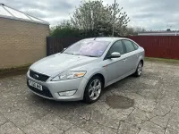 Begagnad Ford Mondeo Sport 145 HK (106 kW) 2011 Silver Halvkombi