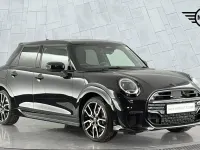 Used Mini Cooper Hatch 113 kW (154 HP) 2025 Black Hatchback