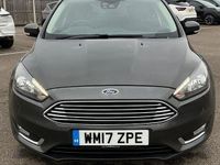 Usado Ford Focus Titanium 2017 Cinzento Citadino