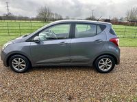 Used Hyundai i10 Premium 87 HP (63 kW) 2014 Grey Hatchback