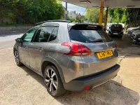 Begagnad Peugeot 2008 GT-line 2017 Grå SUV
