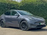 Used Tesla Model Y Long Range AWD 286 kW (389 HP) 2025 SUV