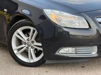 Used Vauxhall Insignia SRi 140 HP (102 kW) 2011 Black Hatchback