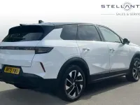 Used Vauxhall Grandland X Ultimate 143 HP (105 kW) 2025 White SUV