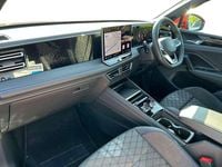 Begagnad VW Tiguan R-line 150 HK (110 kW) 2024 Röd SUV