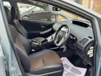 Used Toyota Prius 136 HP (100 kW) 2013 Green Hatchback
