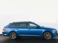 Used Skoda Superb SportlinePlus 196 HP (144 kW) 2022 Race blue metallic Estate