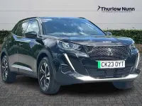 Usado Peugeot e-2008 Allure+ 100 kW (136 CV) 2023 Negro SUV