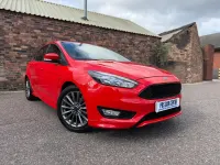 Used Ford Focus ST-Line 125 HP (91 kW) 2018 Red Hatchback