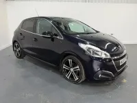 Used Peugeot 208 GT-line 120 HP (88 kW) 2017 Blue Hatchback