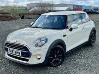 Used Mini Cooper Hatch 2017 White Hatchback