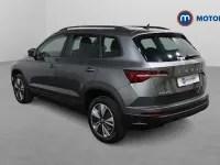 Usado Skoda Karoq SE Drive 110 CV (80 kW) 2023 Gris SUV