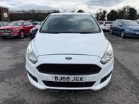 Used Ford S-MAX Sport 2018 White MPV