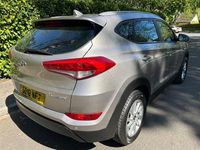 Usado Hyundai Tucson SE 177 CV (130 kW) 2018 Beige SUV