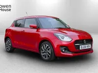 Begagnad Suzuki Swift SZ5 83 HK (61 kW) 2024 Röd Halvkombi