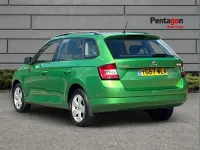 Used Skoda Fabia SE 94 HP (69 kW) 2017 Green Estate