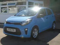 Second-hand Kia Picanto 66 CP (48 kW) 2019 Albastru Hatchback
