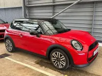 New Mini Cooper S Hatch 201 HP (147 kW) 2026 Red Hatchback