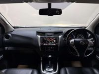 Used Nissan Navara Tekna 190 HP (139 kW) 2019 Silver Pickup