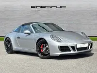 Begagnad Porsche 911 2019 Silver Cab