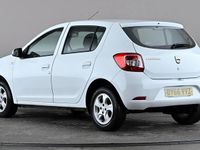 Used Dacia Sandero Lauréate 90 HP (66 kW) 2016 White Hatchback