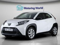 Used Toyota Aygo X PURE 71 HP (52 kW) 2022 White SUV