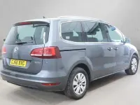 Usado VW Sharan SE 150 HP (110 kW) 2016 Cinzento Monovolume