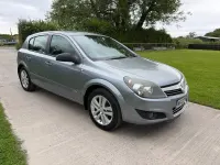 Used Vauxhall Astra 115 HP (84 kW) 2009 Silver Hatchback