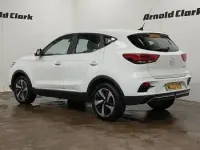 Used MG ZS SE 114 kW (156 HP) 2023 White SUV