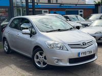 Usado Toyota Auris 2010 Prateado Citadino