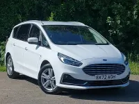 Used Ford S-MAX Titanium 150 HP (110 kW) 2022 White MPV