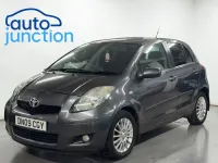 Used Toyota Yaris SR 101 HP (74 kW) 2009 Grey Hatchback